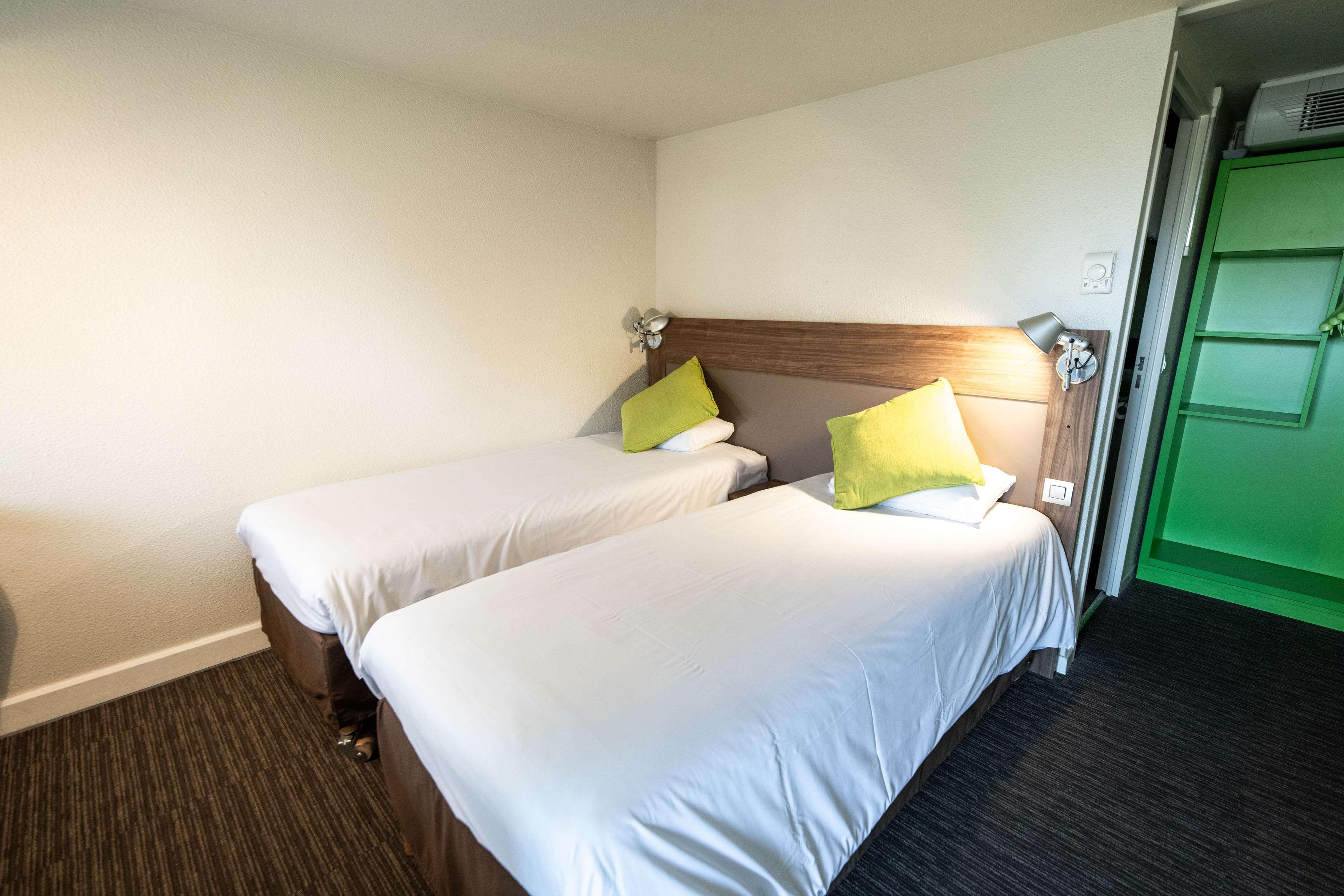 Hotel Campanile A9/a61 3*